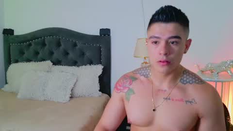 Snapshot of elian_craiggggg chatting on 06.13.26 Elian online show from 06.13.26