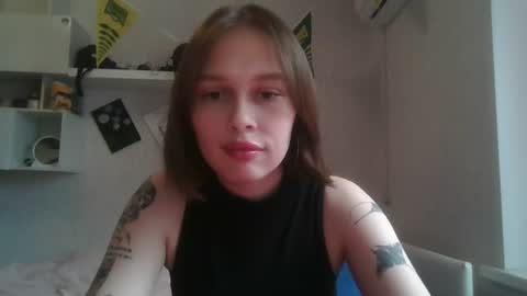Snapshot of elicandy_ chatting on 06.27.26 elicandy_ online show from 06.27.26