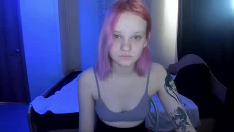 Snapshot of elieiza_xo chatting on 02.08.26 elieiza_xo online show from 02.08.26