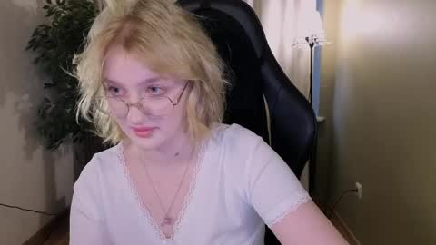 Ellie online show from 03.06.26