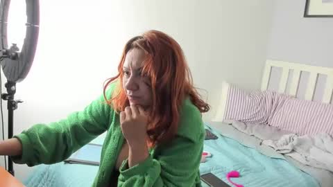 Snapshot of elif__girasol chatting on 01.25.25 elifgirasol online show from 01.25.25