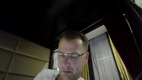 eliger35 online show from 11.15.25