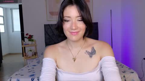 eliiih_ online show from 10.13.25