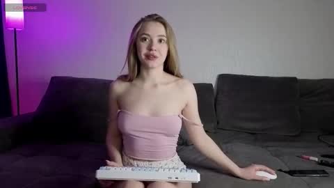 Elna and Tom online show from 03.11.26