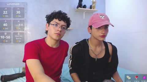 Snapshot of eliotkinky chatting on 02.11.26 Elio online show from 02.11.26