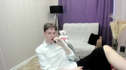 eliotmars online show from 05.19.26