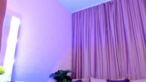 Elizabeth online show from 01.30.25