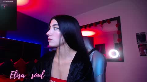 Snapshot of elisa_soul chatting on 01.15.25 Elisa Soul online show from 01.15.25