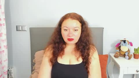 Snapshot of elisabethxsweet chatting on 07.18.26 ElisabethXSweet online show from 07.18.26