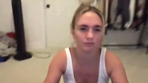 Elisa Sinclair online show from 12.28.24