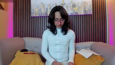 Snapshot of elisasue chatting on 04.22.26 Elisa Sue online show from 04.22.26