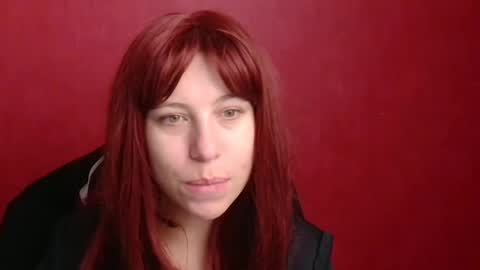 Snapshot of elise_kissu_ chatting on 09.13.25 Alice online show from 09.13.25