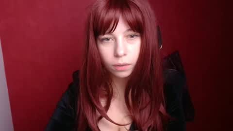 Snapshot of elise_kissu_ chatting on 10.02.25 Alice online show from 10.02.25