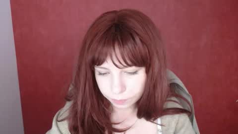 Snapshot of elise_kissu_ chatting on 10.14.25 Alice online show from 10.14.25