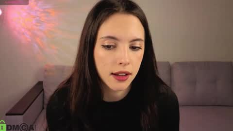 Snapshot of elise_robbie chatting on 03.25.26 Elise online show from 03.25.26