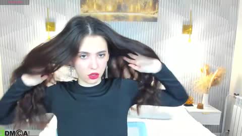 Snapshot of elise_robbie chatting on 03.26.26 Elise online show from 03.26.26