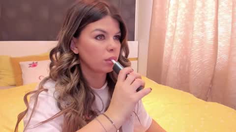 Elly online show from 02.12.26