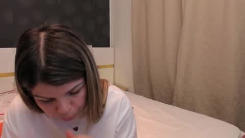 Elly online show from 04.15.26