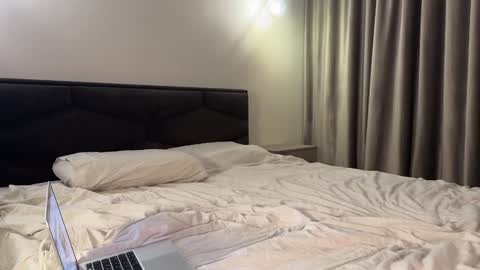 Snapshot of elisonnina chatting on 01.06.25 Nina online show from 01.06.25