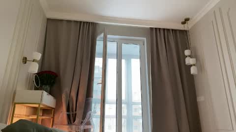 Stephanie online show from 04.15.26