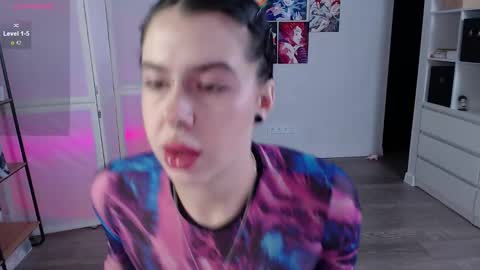 Ari online show from 02.08.25