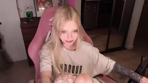 Elizabeth online show from 03.26.26