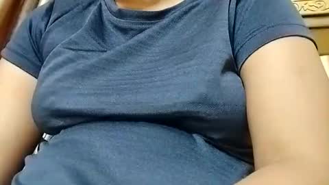 Snapshot of eliza_sexy03 chatting on 09.17.25 eliza_sexy03 online show from 09.17.25