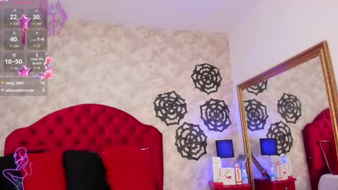 Snapshot of elizabet_taylor_ chatting on 10.14.25 Elizabet Taylor online show from 10.14.25