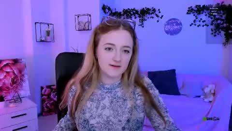 Snapshot of elizabeth_dornan chatting on 07.11.26 Your cute online show from 07.11.26