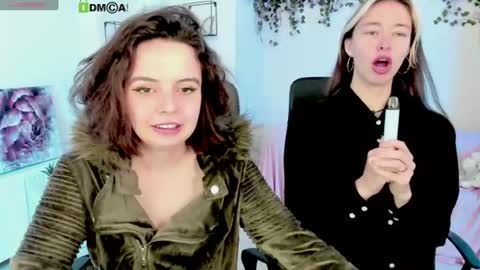 Snapshot of elizabeth_dornan chatting on 07.12.26 Your cute online show from 07.12.26