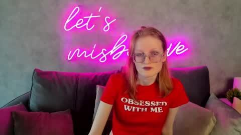 Snapshot of elizabeth_harpper chatting on 02.01.25 Elizabeth online show from 02.01.25