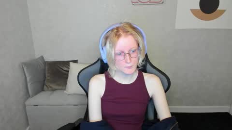 Snapshot of elizabeth_harpper chatting on 09.24.25 Elizabeth online show from 09.24.25