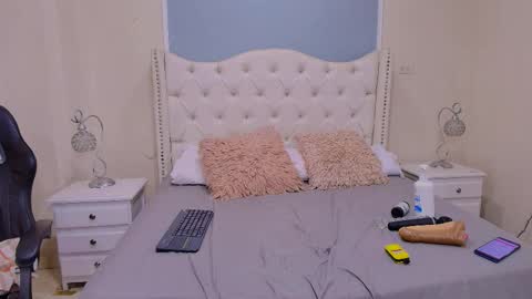 Elizabeth  online show from 03.06.26