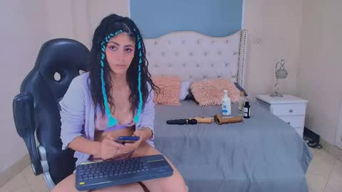 Elizabeth  online show from 05.16.26