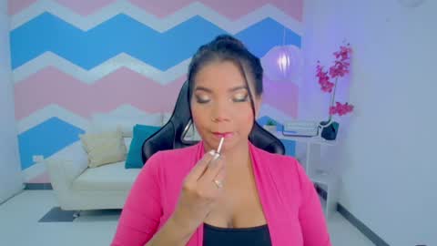 Elizabeth  online show from 04.22.26