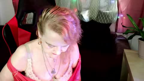 Hellomy name is Liset Monroe online show from 06.07.26