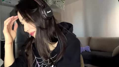 Elizabet online show from 04.12.26