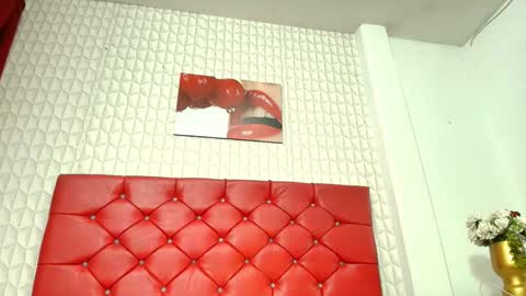 Snapshot of elizabetth_roman chatting on 02.06.26 elizabetth_roman online show from 02.06.26