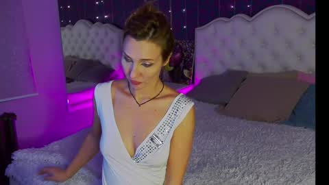 Snapshot of elizamayers chatting on 01.31.25 Linda online show from 01.31.25