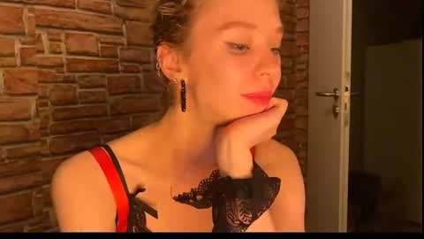 Eliza online show from 07.05.26