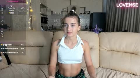 Eliz                               online show from 03.10.25