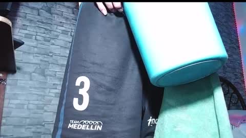 Snapshot of eljeorge_hott chatting on 12.15.24 JORGE BENITEZ online show from 12.15.24