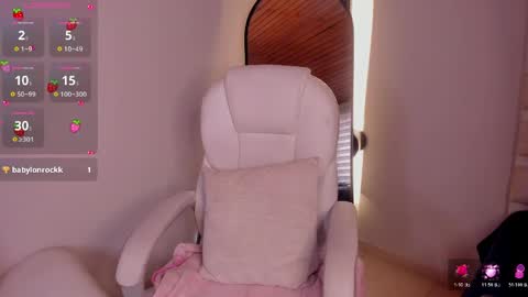 Ella Olmos  online show from 04.17.26