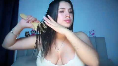 Snapshot of ella_aq chatting on 07.30.26 Ella online show from 07.30.26