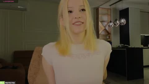 Ella NEXT STREAM 1TH DECEMBER 1200 - 0800 AM AT MOSCOW TIME online show from 04.20.26