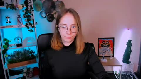 Ella online show from 04.14.26