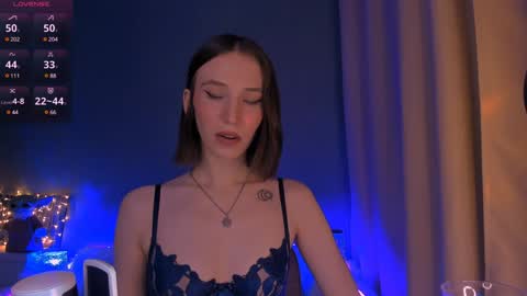 ellaamber online show from 01.27.25