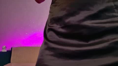 ellacanny online show from 03.04.26