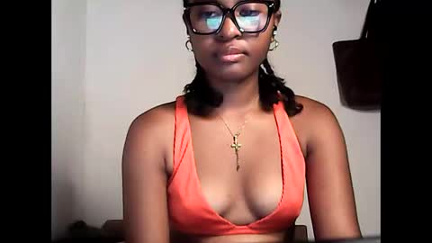 ellah245 online show from 04.08.26