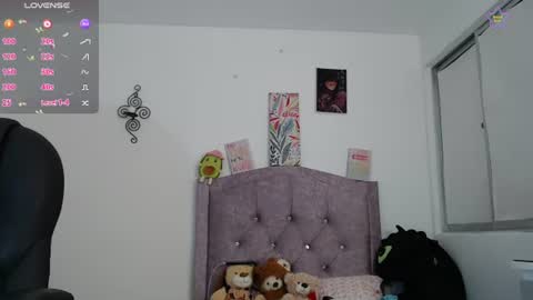 Ella Amoneth online show from 07.03.26